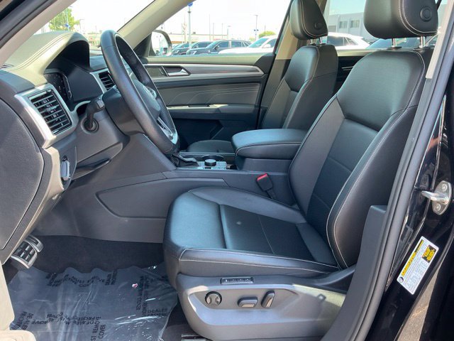 Certified 2023 Volkswagen Atlas SEL R-Line AWD/4WD image 13
