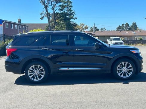 Certified 2023 Ford Explorer Limited AWD/4WD image 8