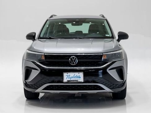 Used 2024 Volkswagen Taos S FWD image 4