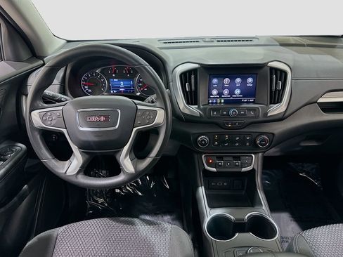 Used 2024 GMC Terrain SLE w/ Elevation Edition image 22