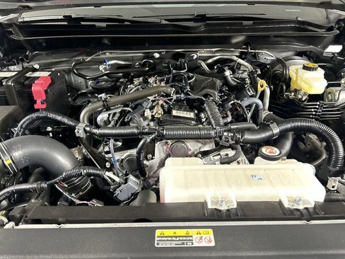 New 2025 Toyota Tacoma SR5 image 10