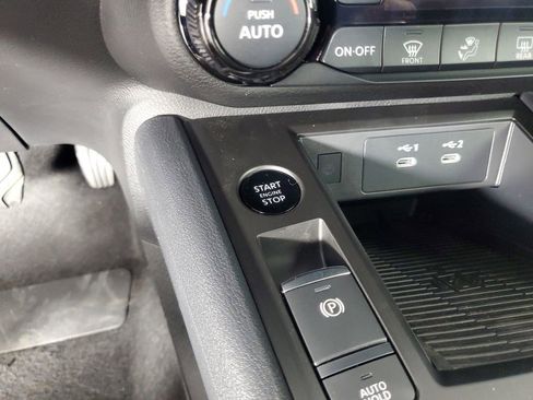 New 2026 Nissan Kicks SV w/ SV Premium Package image 18