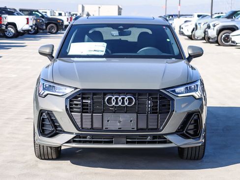 New 2025 Audi Q3 2.0T Premium image 2