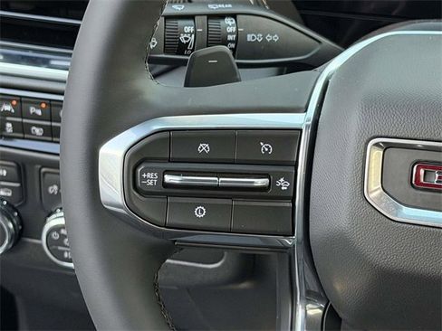 New 2026 GMC Yukon Elevation image 11