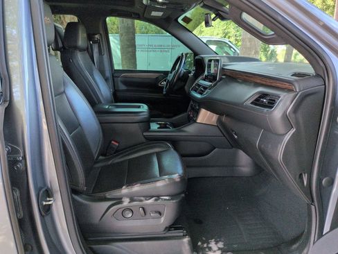 Used 2021 Chevrolet Tahoe High Country w/ Premium Package AWD/4WD image 26