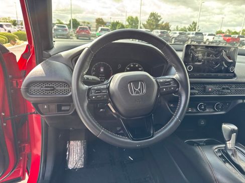 Used 2024 Honda HR-V Sport image 15