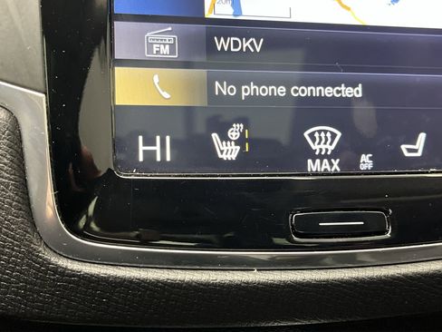 Used 2019 Volvo XC90 T5 Momentum w/ Advanced Package image 24