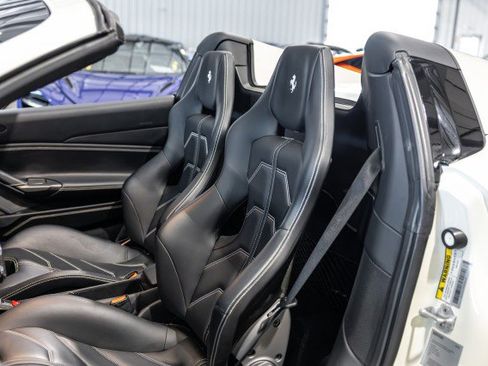Used 2018 Ferrari 488 Spider RWD image 29