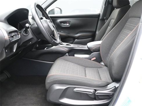 Certified 2025 Honda HR-V Sport image 21