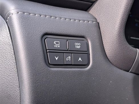 New 2026 Lexus LX 700h Luxury image 19