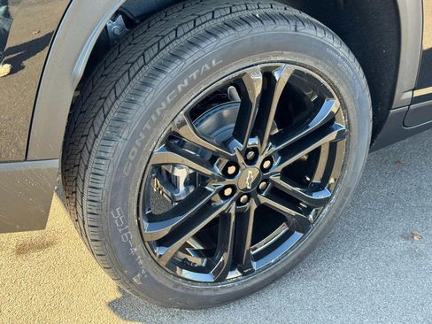 New 2026 Chevrolet Traverse LT image 25