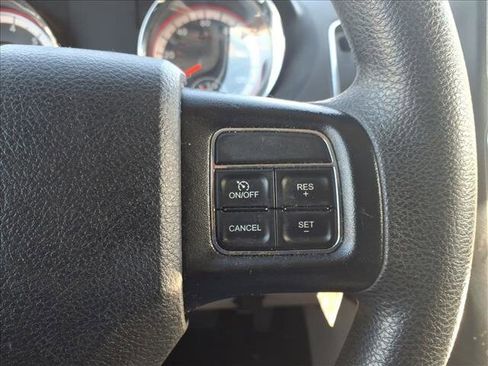 Used 2019 Dodge Grand Caravan SE image 31