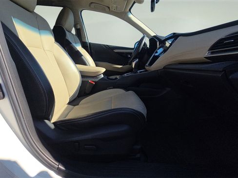 Used 2021 Subaru Outback Limited image 13