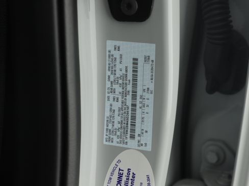 Used 2025 Ford F250 Lariat w/ Lariat Ultimate Package image 24