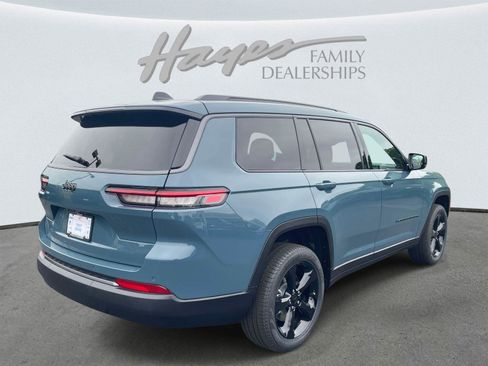 New 2026 Jeep Grand Cherokee L Limited RWD image 4