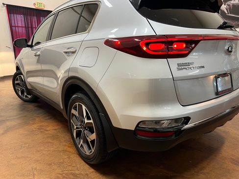 Used 2020 Kia Sportage EX AWD/4WD image 40