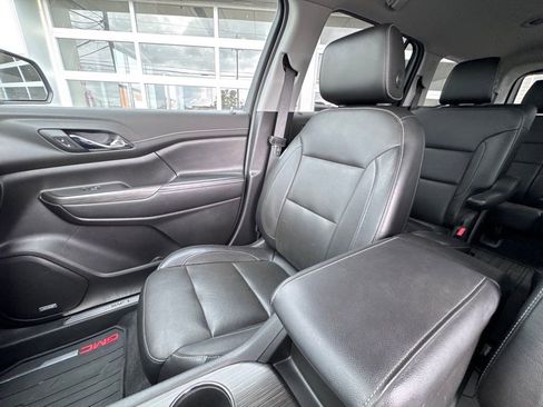 Used 2019 GMC Acadia SLT image 28