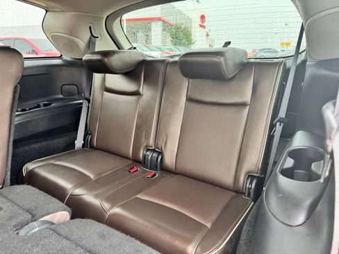 Used 2019 INFINITI QX60 Luxe w/ Essential Package AWD/4WD image 35