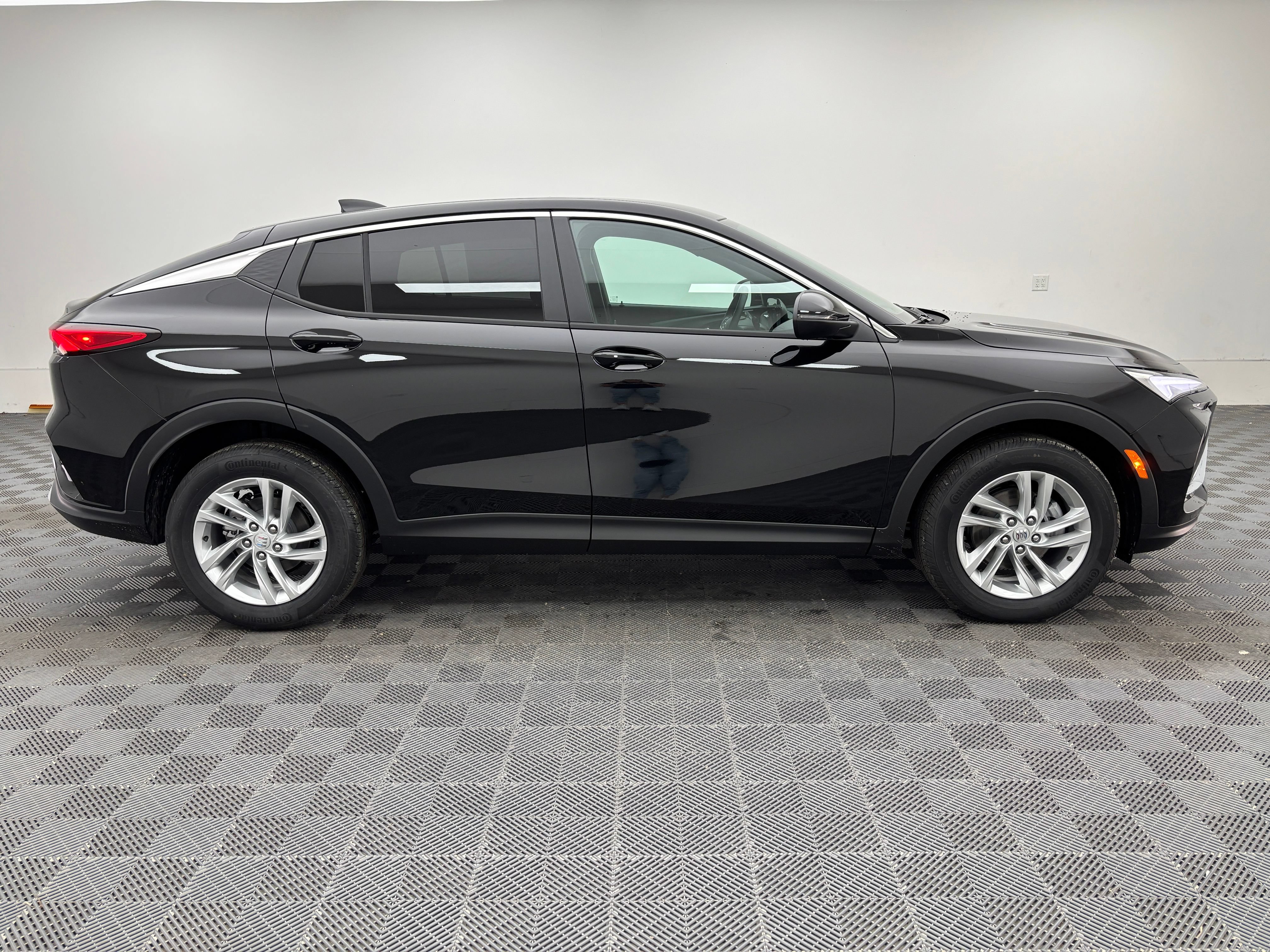 New 2026 Buick Envista Sport Touring w/ Convenience I Package FWD image 6