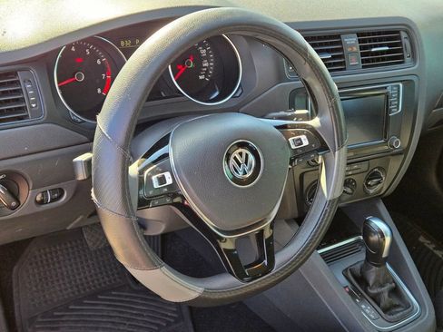 Used 2016 Volkswagen Jetta S FWD image 9