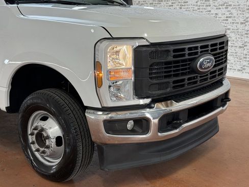 Used 2023 Ford F350 XL image 9