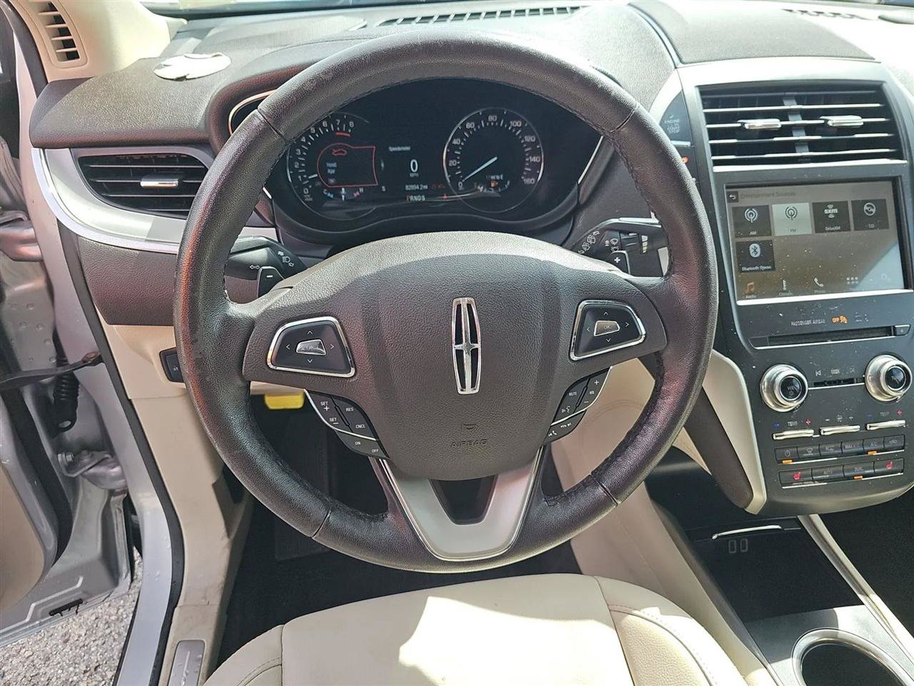 Used 2017 Lincoln MKC Premiere FWD image 16