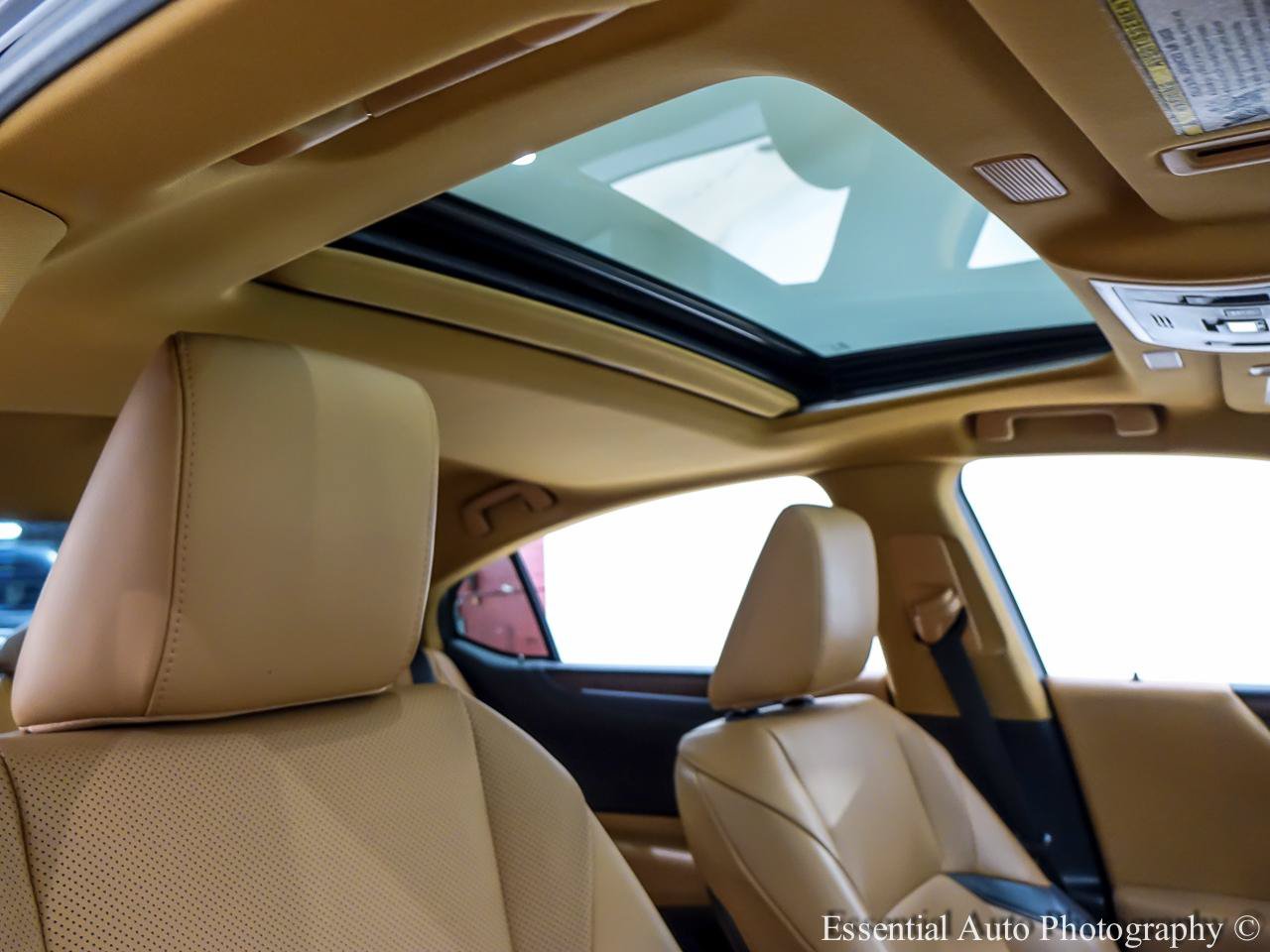 Used 2023 Lexus ES 350 w/ Premium Package FWD image 33