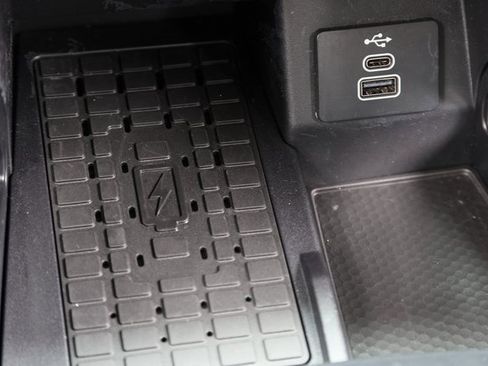 Used 2024 Ford Ranger XLT w/ Trailer Tow Package image 15