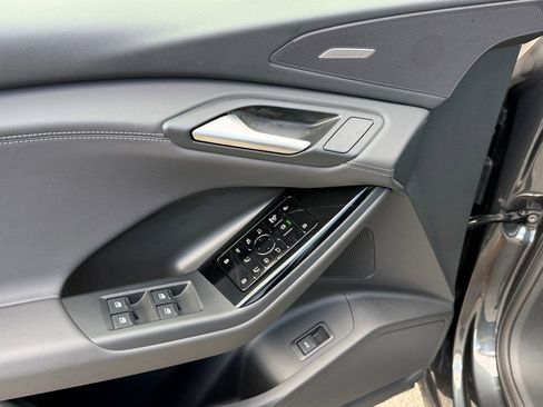 Certified 2025 Audi Q6 e-tron Premium Plus w/ Premium Plus image 22