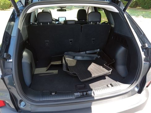 Used 2022 Ford Escape SEL w/ Technology Package AWD/4WD image 25