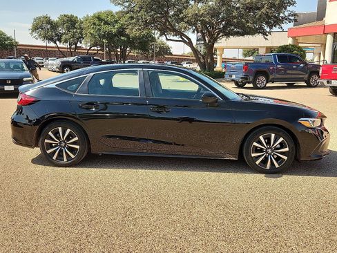 Used 2024 Honda Civic EX-L image 5