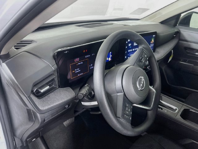 New 2027 Nissan Kicks S FWD image 7