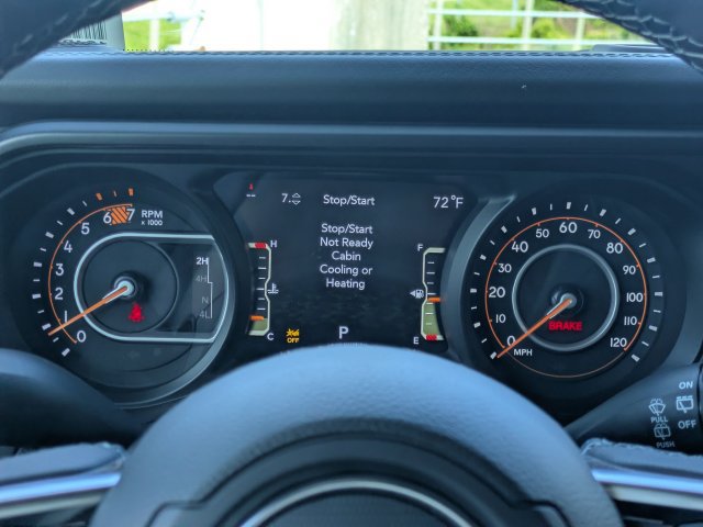 New 2026 Jeep Wrangler Unlimited Sahara AWD/4WD image 40