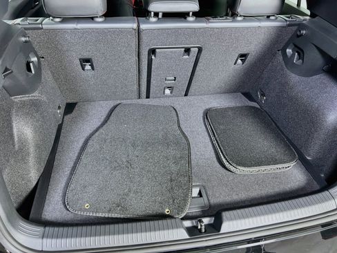 Used 2024 Volkswagen GTI SE image 25