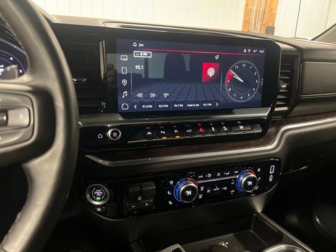 Certified 2024 GMC Sierra 1500 SLT w/ SLT Premium Plus Package image 22