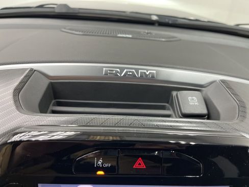 New 2026 RAM 1500 Big Horn AWD/4WD image 15