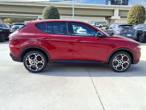 New 2025 Alfa Romeo Tonale Veloce w/ Premium Package image 5