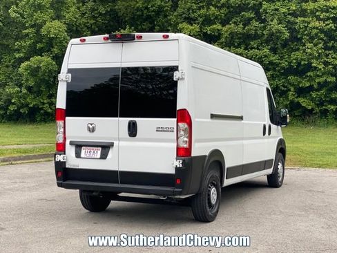 Used 2023 RAM ProMaster 2500 FWD image 7