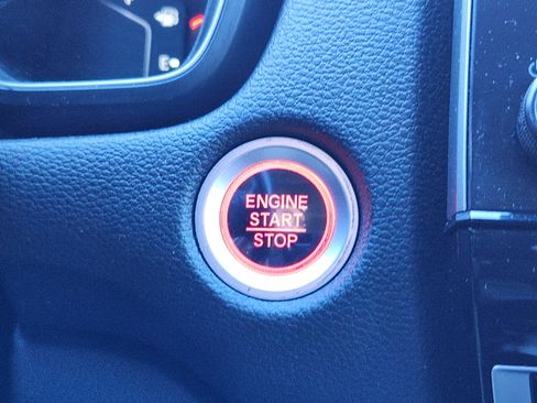 Used 2020 Honda CR-V Touring image 32