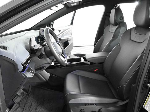 Certified 2024 Volkswagen ID.4 S RWD image 22