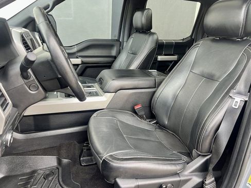 Used 2019 Ford F150 Lariat w/ Equipment Group 502A Luxury image 6