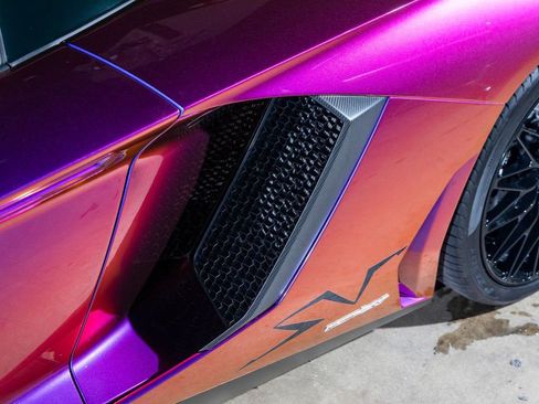 Used 2017 Lamborghini Aventador LP 750-4 Superveloce image 10
