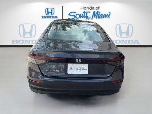 Certified 2023 Honda Accord EX image 6
