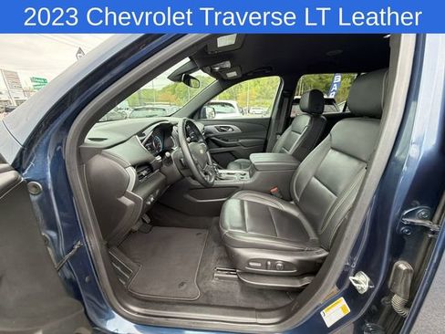 Used 2023 Chevrolet Traverse LT AWD/4WD image 12