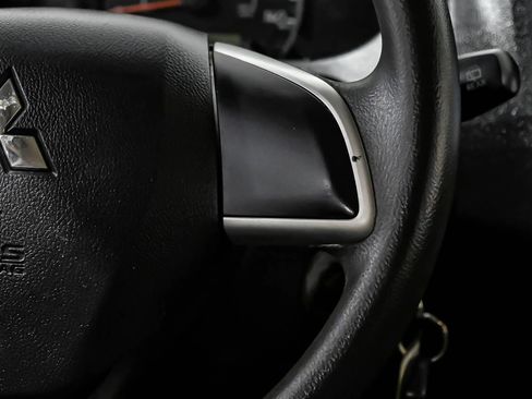 Used 2018 Mitsubishi Mirage ES FWD image 25