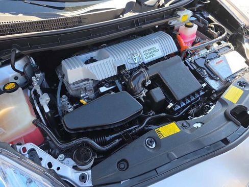 Used 2011 Toyota Prius One image 20