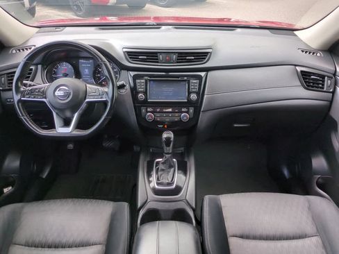 Used 2017 Nissan Rogue SV w/ SV Premium Package FWD image 14