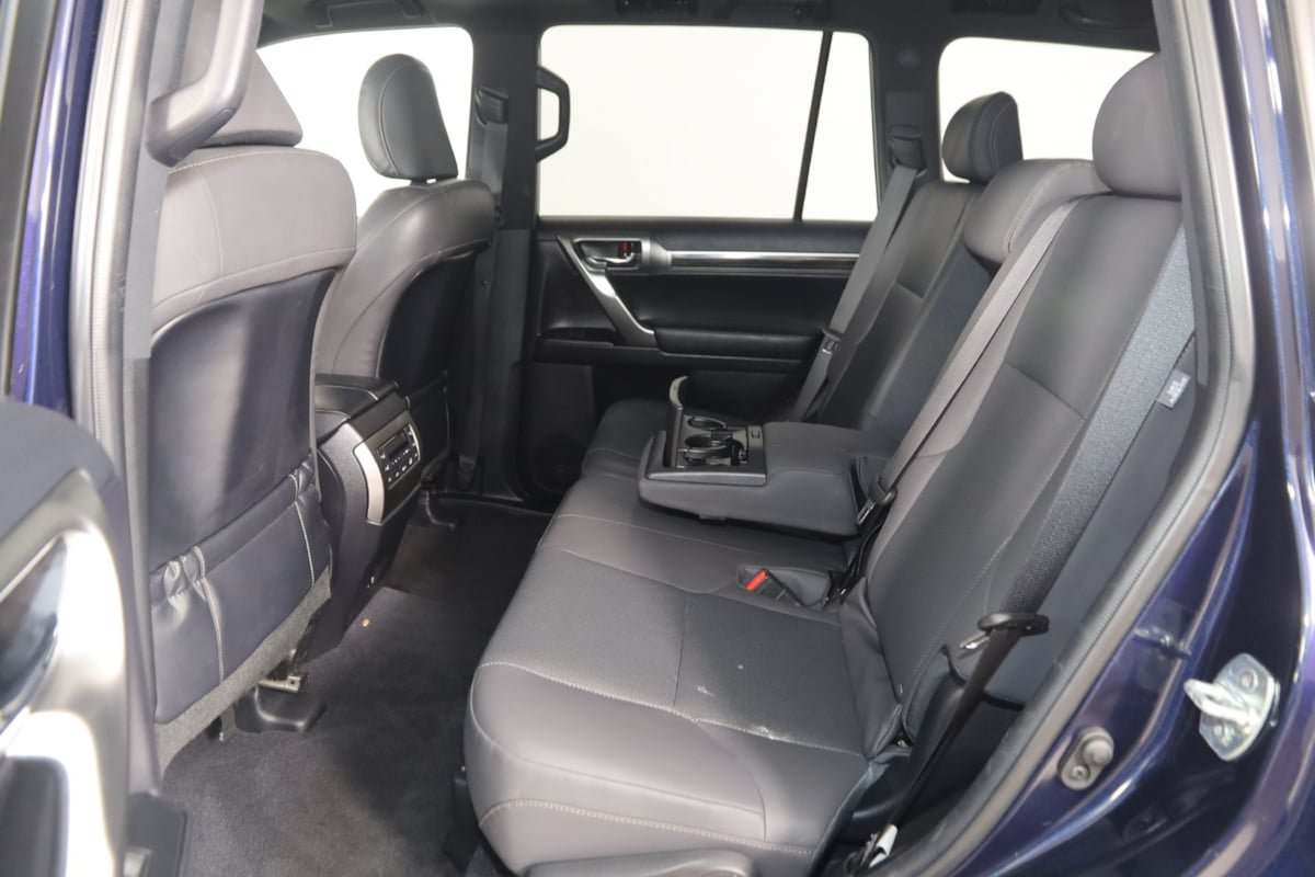 Used 2023 Lexus GX 460 Premium w/ Premium Package AWD/4WD image 43