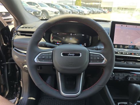 New 2025 Jeep Compass Trailhawk w/ Trailhawk Elite Group image 34