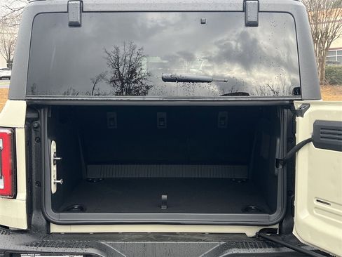 New 2025 Ford Bronco Badlands w/ Sasquatch Package image 21